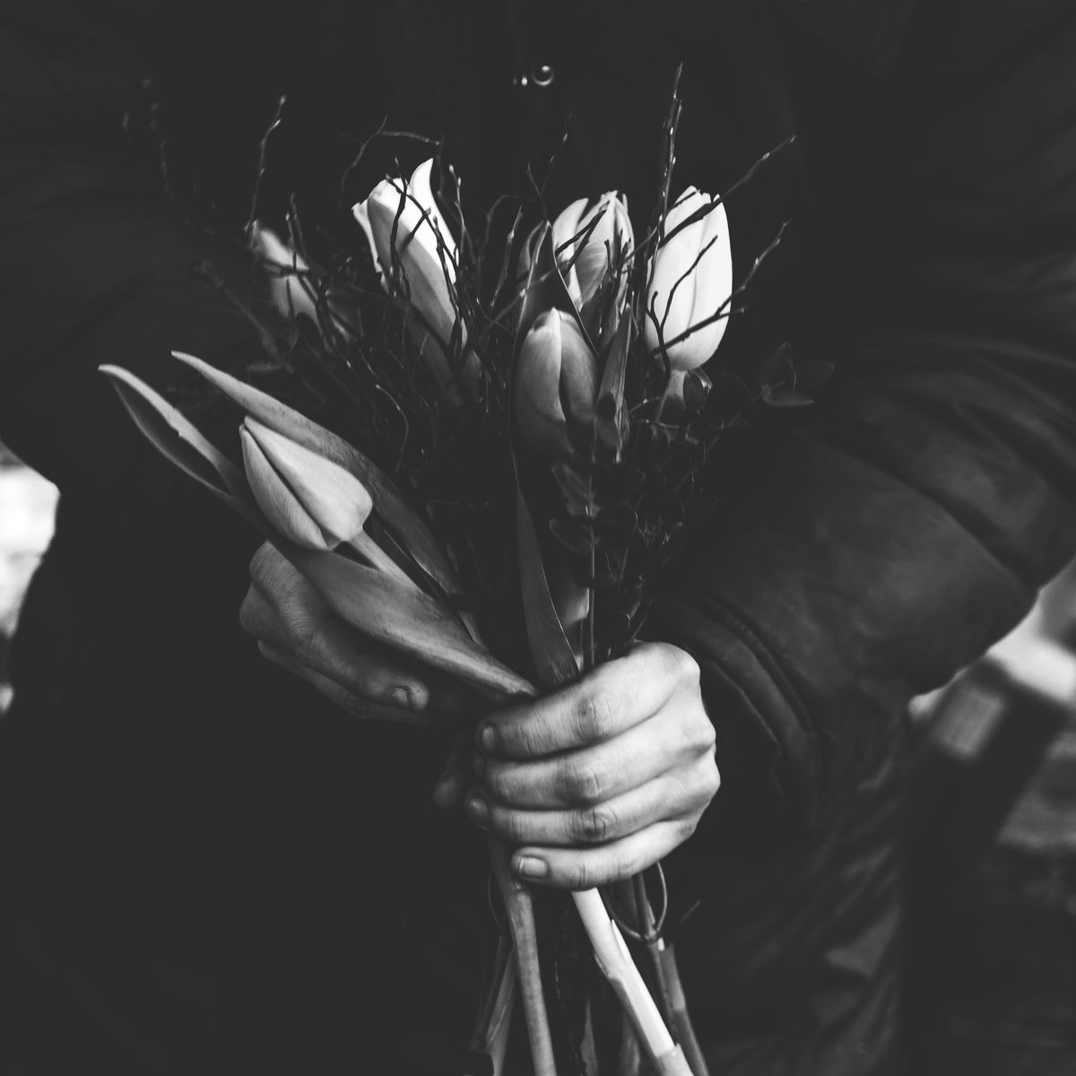 Binding of flowers in winter at Prague's Náplavce