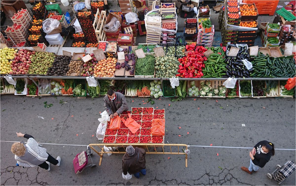 Mercat sota casa